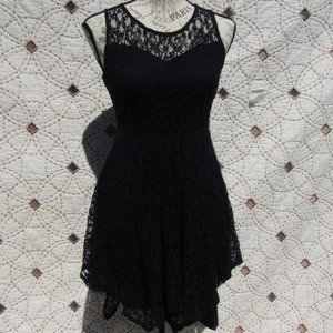 EUC Monteau Sleeveless Navy Lined Lace Dress M